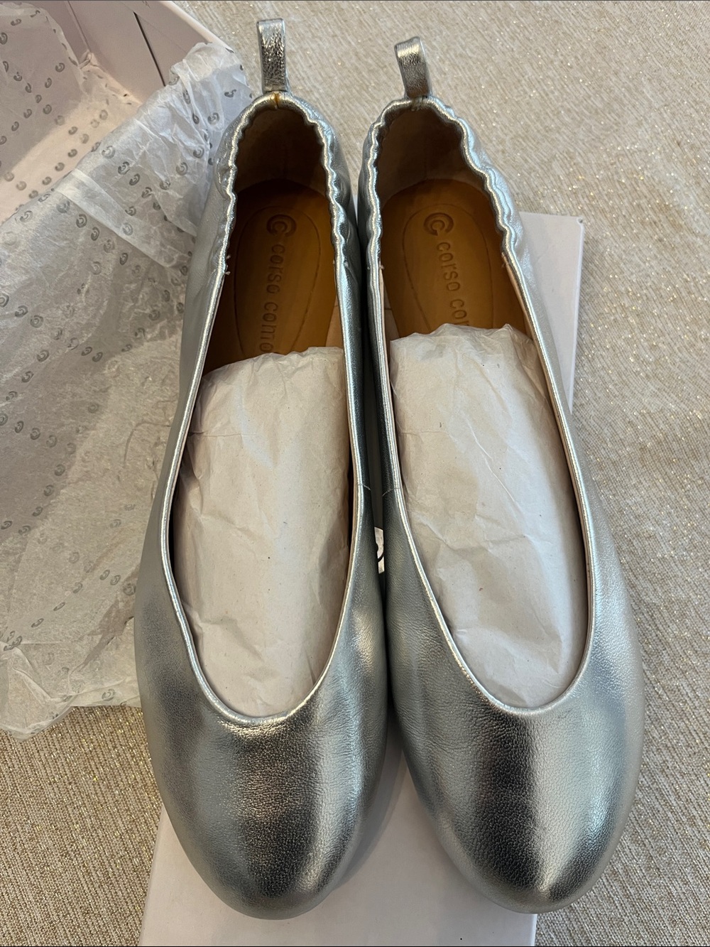 Corso Como Metallic Silver Leather Ballet Flats NIB - Picture 3 of 4